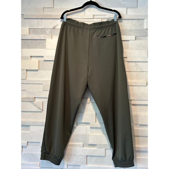 ATHLETA Metropolis Jogger Pants Primatwill Olive Satin Piping Pockets NWOT sz 14 - Picture 4 of 11